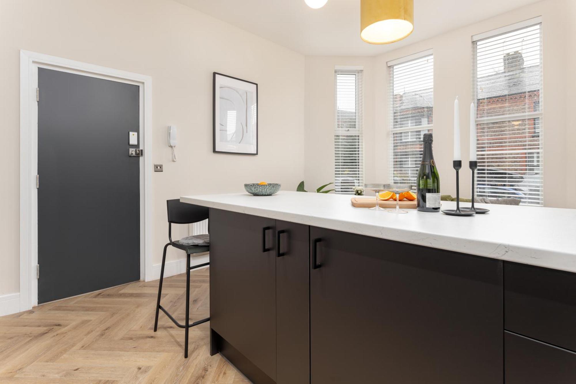 Broughton Place: Contemporary In * Liverpool